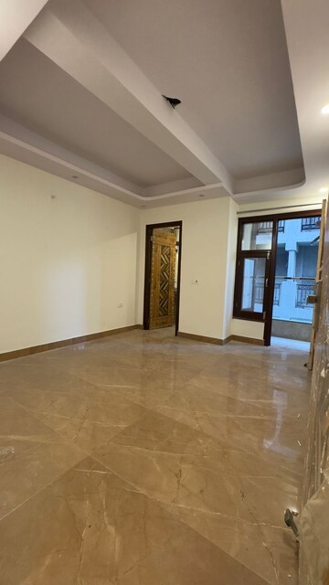 Room in 2 BHK Builder Floor at Chattarpur – for Rent