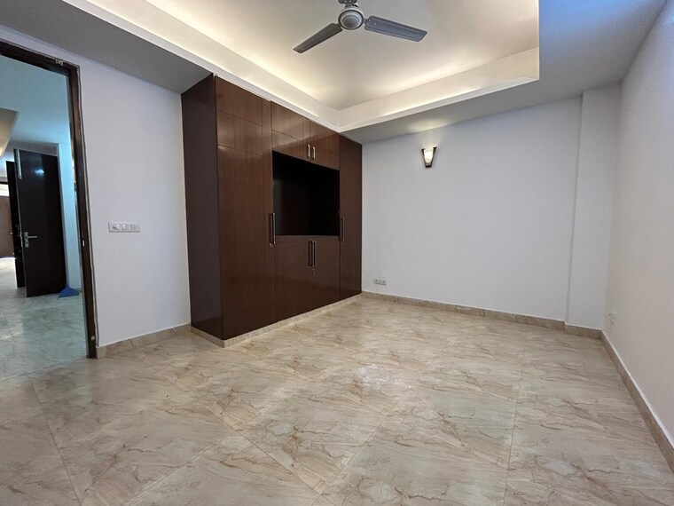 Room, saket 3 Bedroom 1200 Sq.Ft. Builder Floor In Saket Delhi 9702986