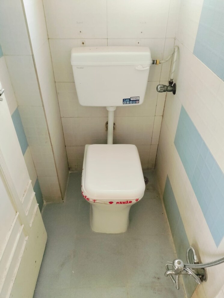 Bathroom, new-brahmand-phase-7-chs 1 Bedroom 450 Sq.Ft. Apartment In Brahmand Thane 9703004