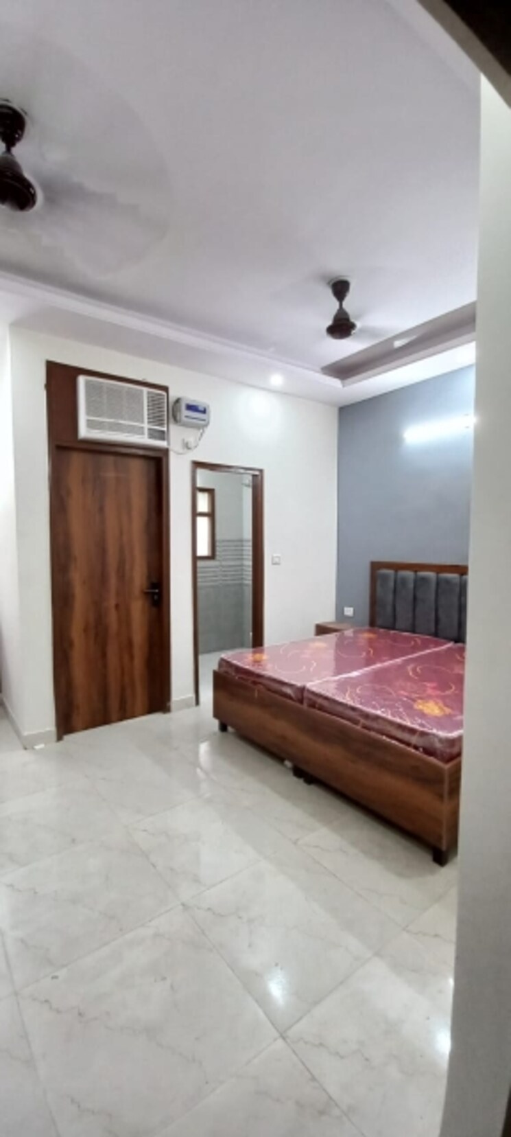 Bedroom, sector 44 1 RK 400 Sq.Ft. Builder Floor In Sector 44 Gurgaon 9703031