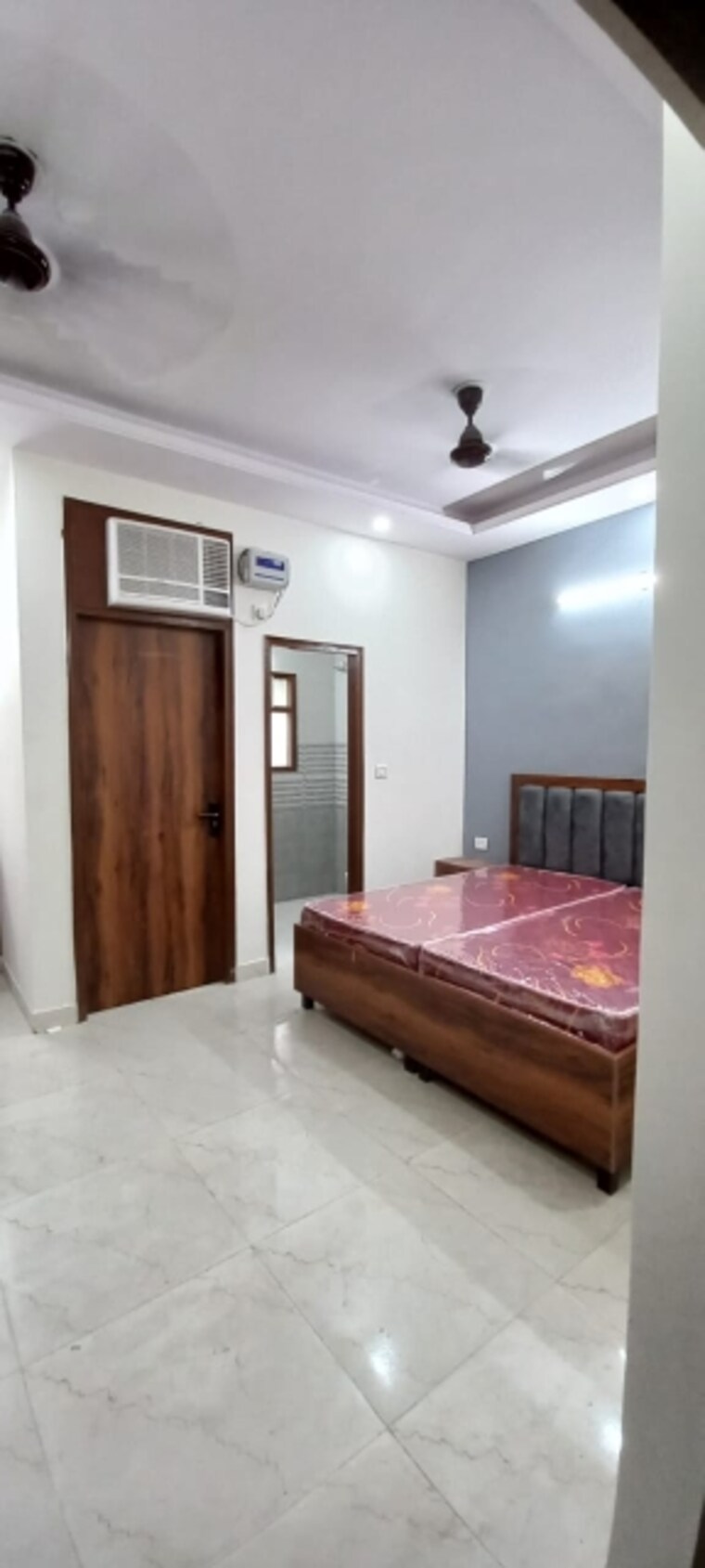 Bedroom, sector 44 1 RK 400 Sq.Ft. Builder Floor In Sector 44 Gurgaon 9703031