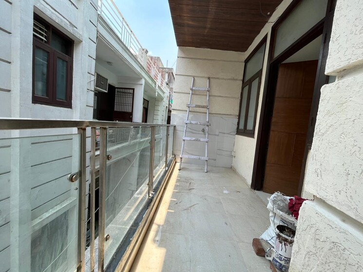 Balcony, chattarpur 2 Bedroom 850 Sq.Ft. Apartment In Chattarpur Delhi 9703060