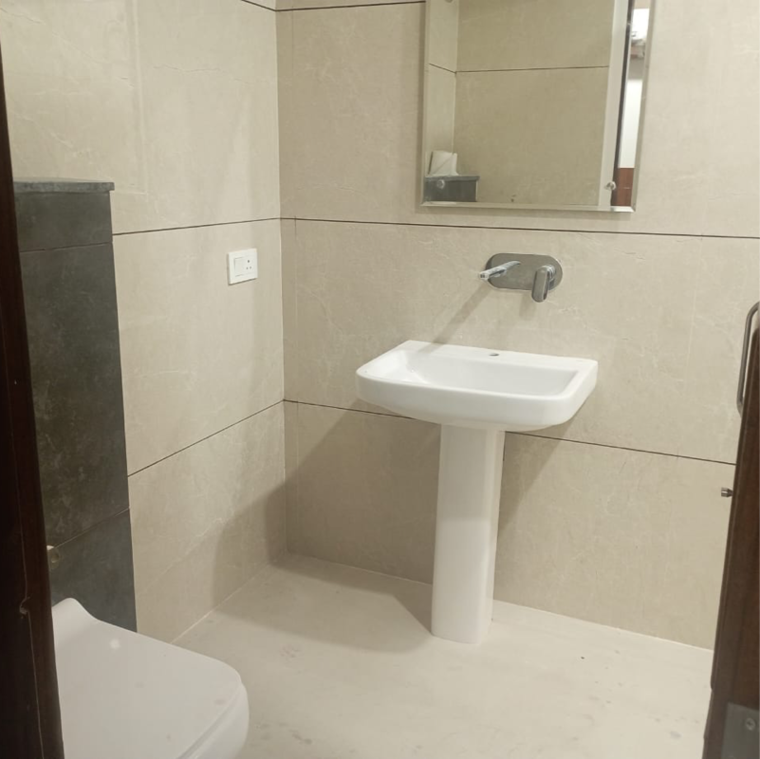 Bathroom, sector 42 3 Bedroom 2750 Sq.Ft. Apartment In Sector 42 Chandigarh 9703086