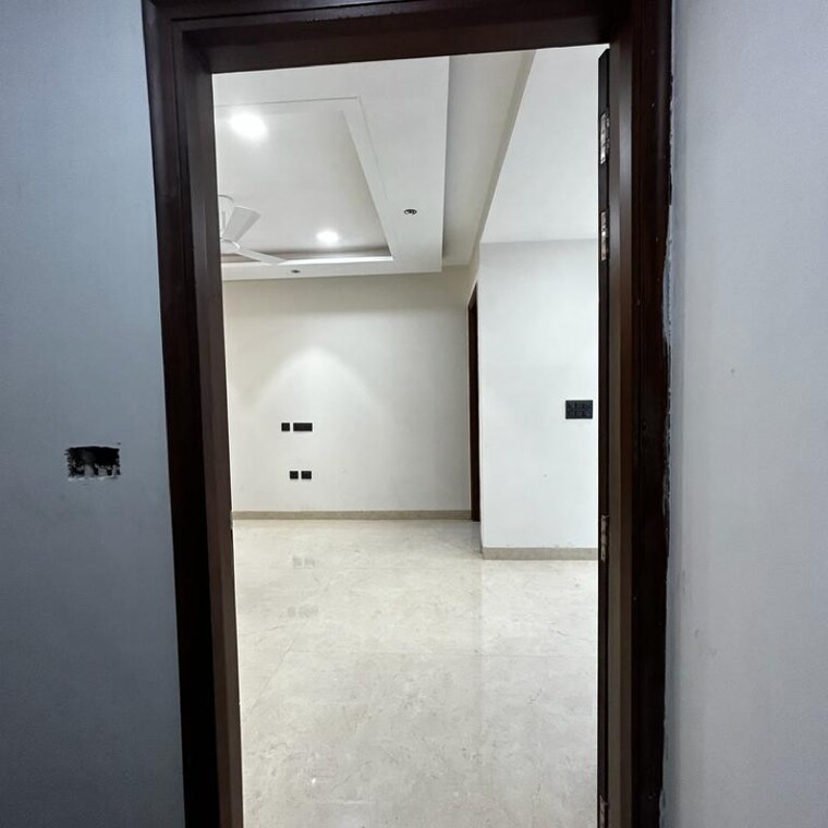 Room, sushant lok ii 3.5 Bedroom 2728 Sq.Ft. Builder Floor In Sushant Lok ii Gurgaon 9703065