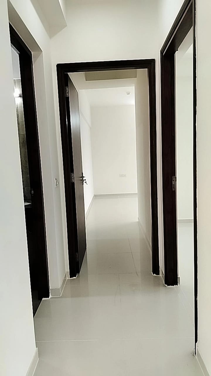 Building Lobby in 3 BHK Apartment at Amanora Elivate Tower, Hadapsar – for Sale