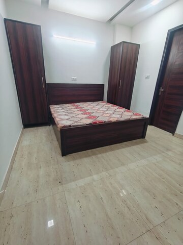 1 RK Builder Floor For Rent in Sector 45