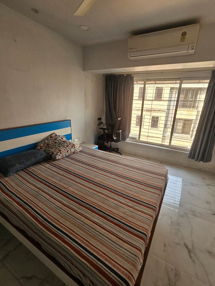 Master Bedroom, om-viraj-apartment 2 Bedroom 900 Sq.Ft. Apartment In Andheri West Mumbai 9703137