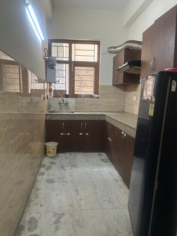 Kitchen, sector 43 2 Bedroom 800 Sq.Ft. Builder Floor In Sector 43 Gurgaon 9703163