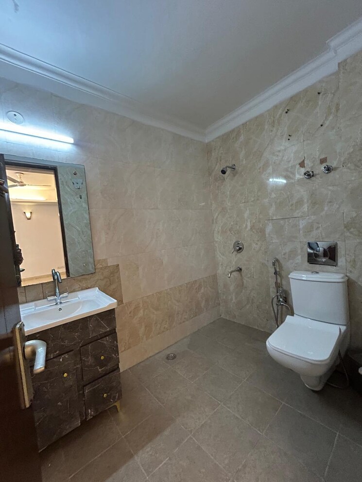 Living Room, saket 3 Bedroom 1400 Sq.Ft. Builder Floor In Saket Delhi 9703228