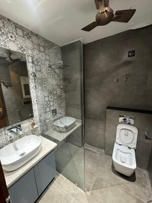 Bathroom in 3.5 BHK Builder Floor at Paschim Vihar – for Rent