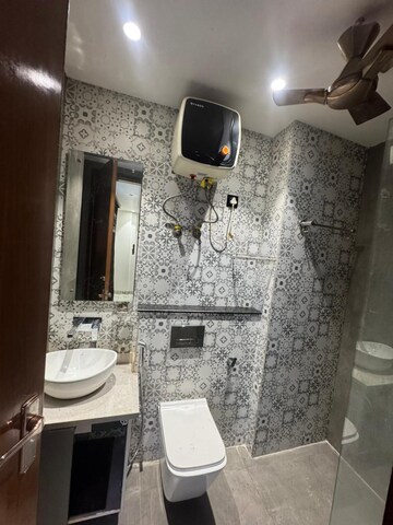 Bathroom in 3.5 BHK Builder Floor at Paschim Vihar – for Rent