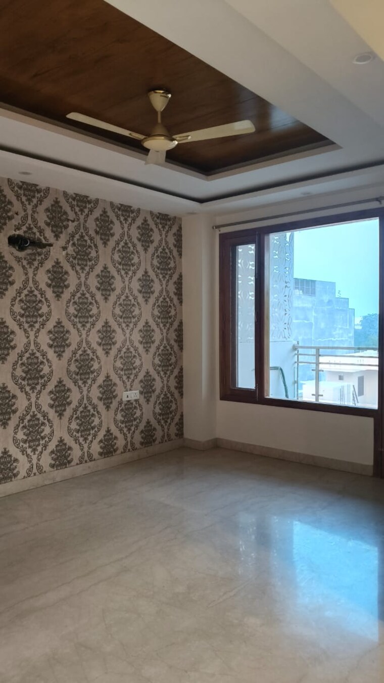 Bedroom, sector 15 3 Bedroom 3150 Sq.Ft. Builder Floor In Sector 15 Faridabad 9703236