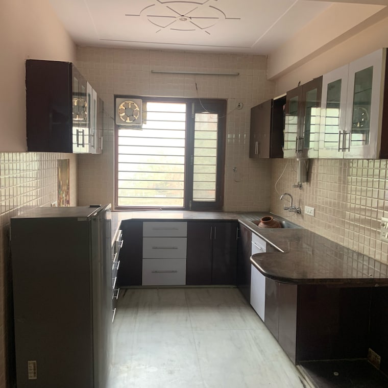 Kitchen, sector 57 3 Bedroom 201 Sq.Ft. Builder Floor In Sector 57 Gurgaon 9703233