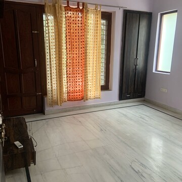3 BHK Builder Floor For Rent in Sector 57