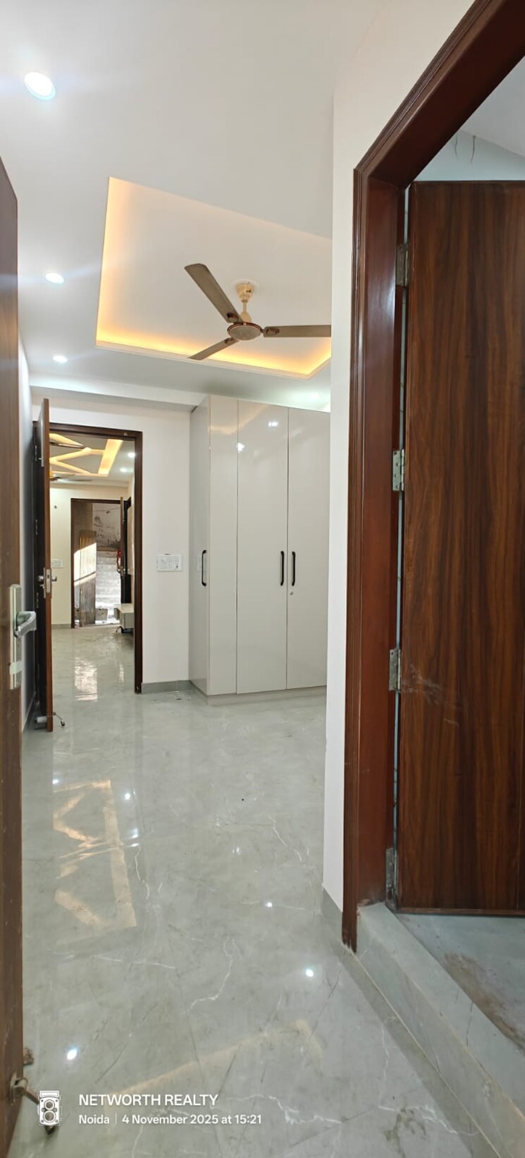 undefined, sector 73 1 Bedroom 585 Sq.Ft. Builder Floor In Sector 73 Noida 9703405