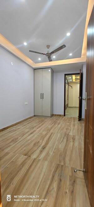 Room in 1 BHK Builder Floor at Sector 73 – for Sale