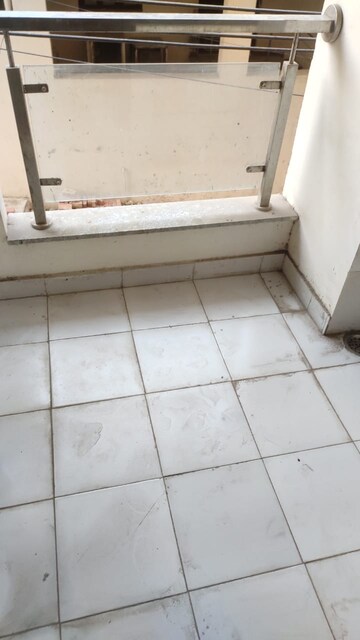 Bathroom in 1 BHK Independent House at Sector 14 – for Rent