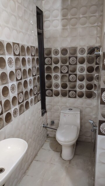 Bathroom in 1 BHK Independent House at Sector 14 – for Rent