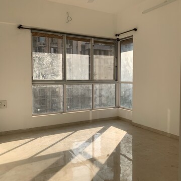 2 BHK Apartment For Sale in Borivali West