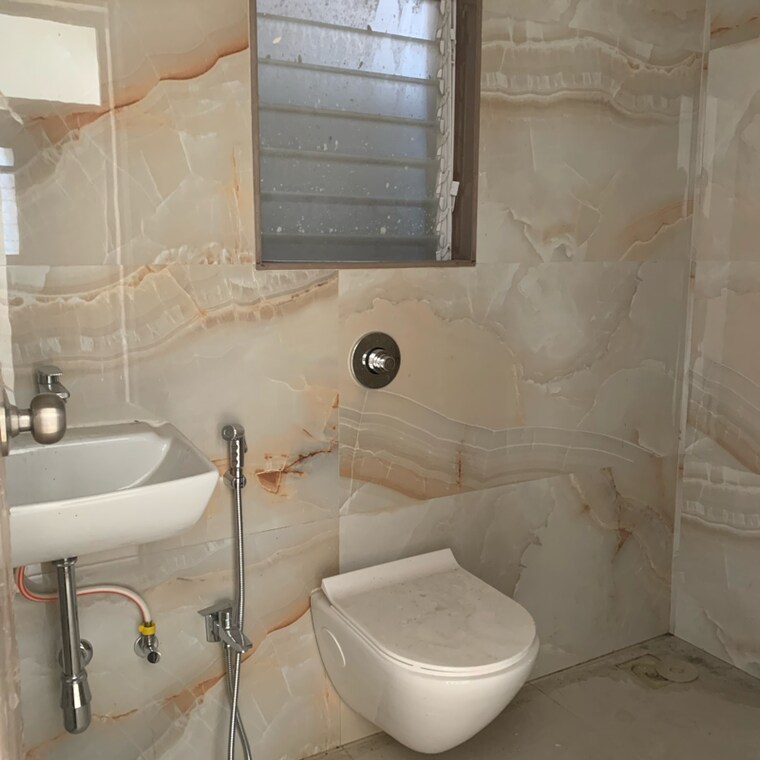 Bathroom, borivali west 2 Bedroom 700 Sq.Ft. Apartment In Borivali West Mumbai 9703477