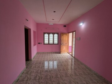 Living Room in 2 BHK Independent House at Nanje Gounden Pudur – for Rent