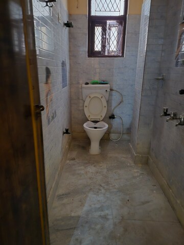 2.5 BHK Builder Floor For Rent in Mayur Vihar