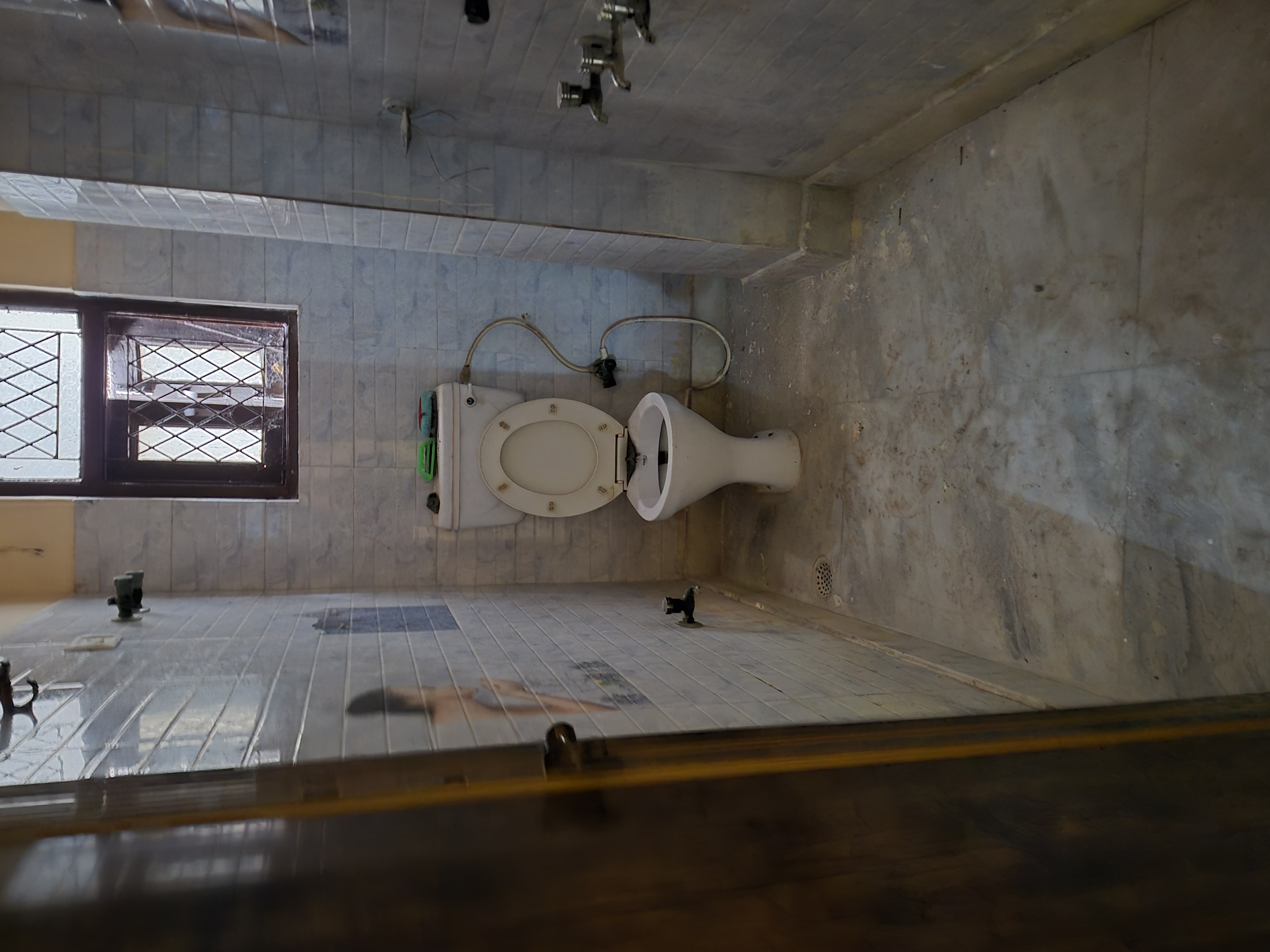 2.5 BHK Builder Floor For Rent in Patpar Ganj Village Nr co