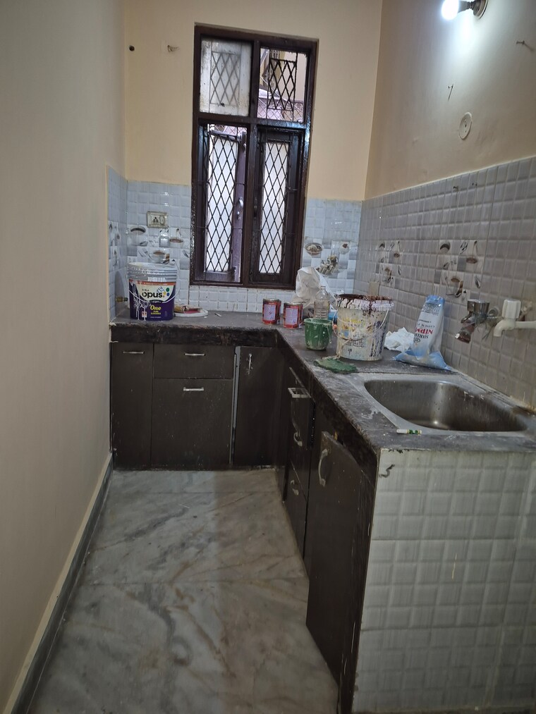 Kitchen, mayur vihar 2.5 Bedroom 470 Sq.Ft. Builder Floor In Mayur Vihar Delhi 9703483