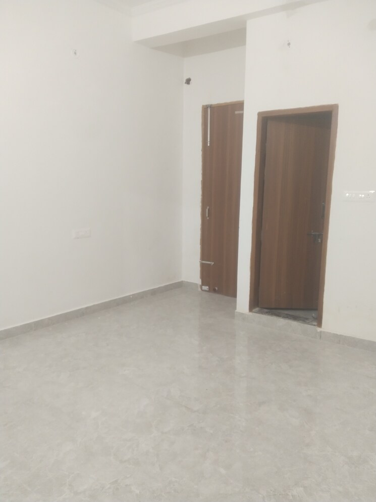 Room, amethi 2 Bedroom 1000 Sq.Ft. Builder Floor In Amethi Lucknow 9703494