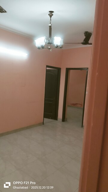 2 BHK Apartment For Rent in SG Oasis, Vasundhara Sector 2b