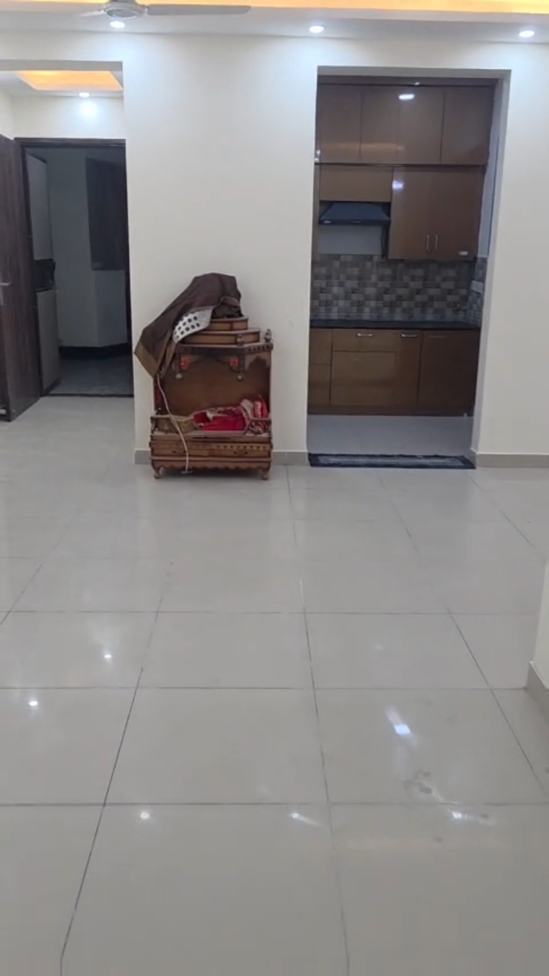 3 BHK + Servant Room 1855 Sq.Ft. Apartment in Krishna Apra Royal Court