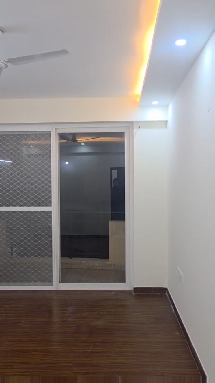 Room, krishna-apra-royal-court 3 Bedroom 1855 Sq.Ft. Apartment In Sector 16 Greater Noida Greater Noida 9703497