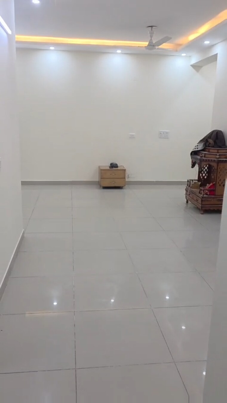 undefined, krishna-apra-royal-court 3 Bedroom 1855 Sq.Ft. Apartment In Sector 16 Greater Noida Greater Noida 9703497