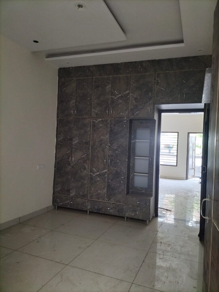 Room, shiva-enclave-zirakpur 2 Bedroom 100 Sq.Ft. Independent House In Patiala Road Zirakpur 9703514