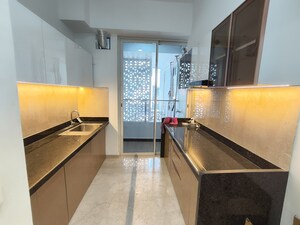 Kitchen in 2.5 BHK Apartment at Hiranandani Meadows, Manpada – for Rent