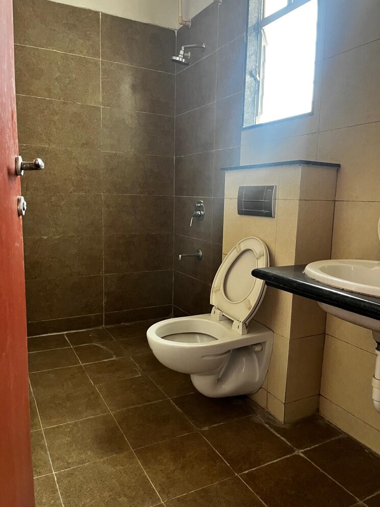 Bathroom, marunji 2 Bedroom 1020 Sq.Ft. Apartment In Marunji Pune 9703526