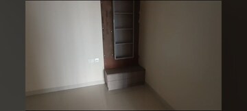 Room in 2 BHK Apartment at Tellapur – for Rent