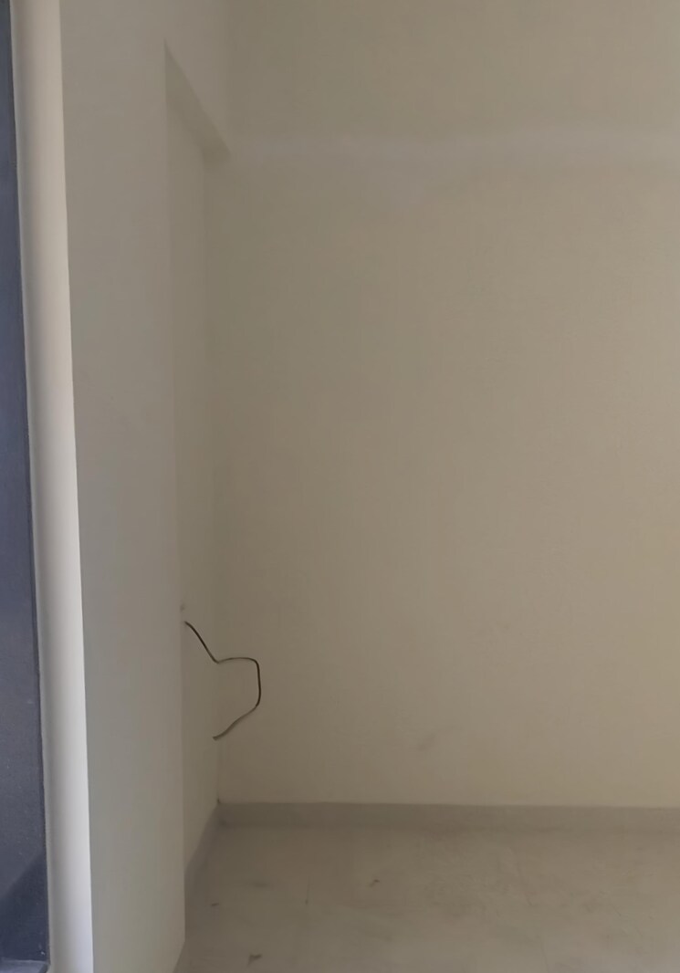 Room, mulund east 1 Bedroom 412 Sq.Ft. Apartment In Mulund East Mumbai 9703555