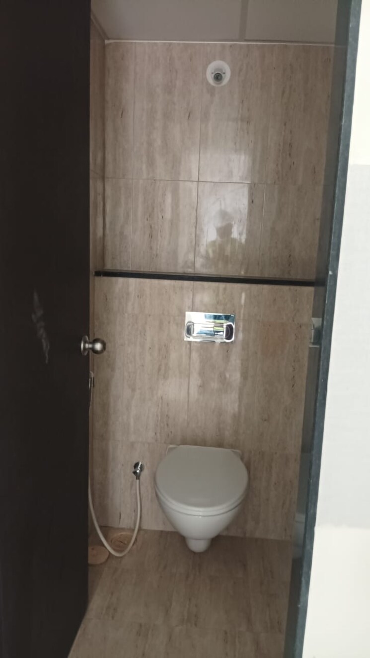 Bathroom, kolte-patil-life-republic-16th-avenue-arezo 1 Bedroom 416 Sq.Ft. Apartment In Hinjewadi Pune 9703554
