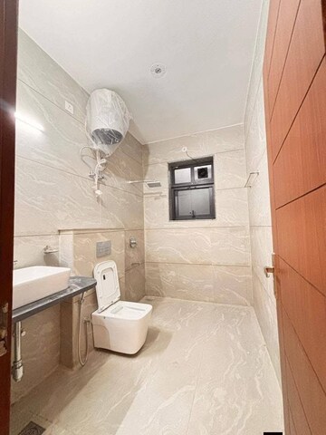 Bathroom in 3 BHK Builder Floor at Ansal Plaza Sector-23, Sector 23 – for Rent