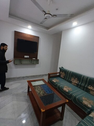 Bedroom in 1 BHK Builder Floor at DLF The Grove, Sector 54 – for Rent