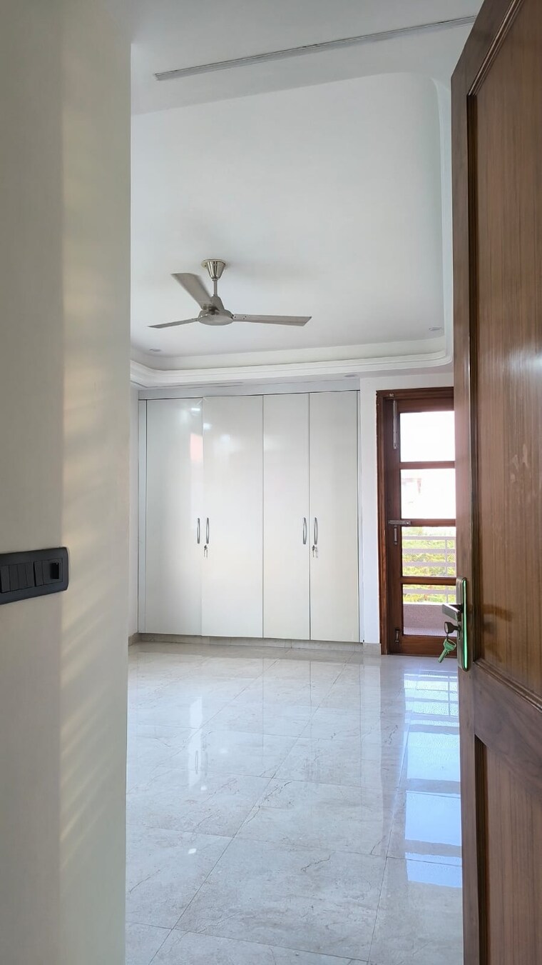 Room, sushant-lok-3 3 Bedroom 2370 Sq.Ft. Builder Floor In Sector 57 Gurgaon 9703606