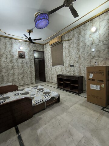 Bedroom in 2 BHK Builder Floor at New Rajinder Nagar – for Rent