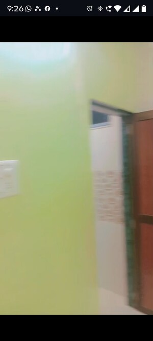 Room in 2 BHK Apartment at Nityanand Baug, Chembur – for Rent