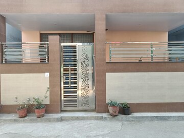 2 BHK Apartment – Exterior View View at Vikas Puri - for Rent