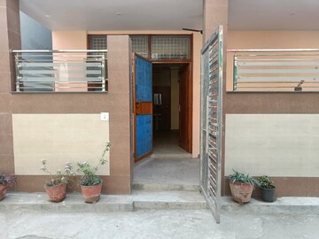 2 BHK Apartment – Exterior View View at Vikas Puri - for Rent