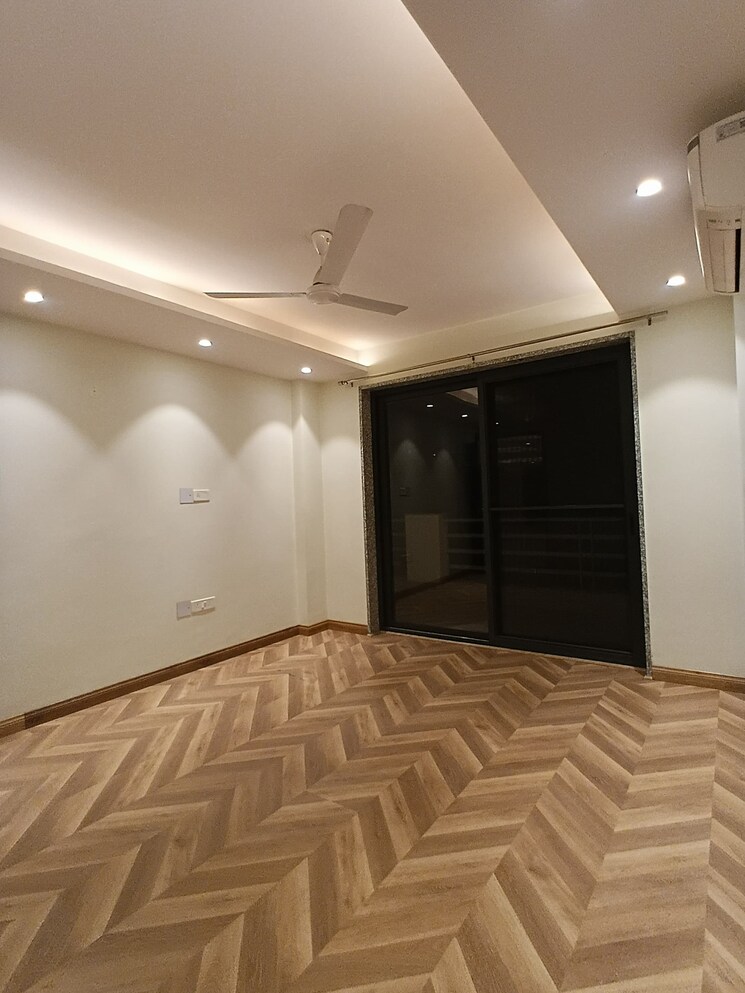 Bedroom, huda-cghs 4 Bedroom 4550 Sq.Ft. Builder Floor In Sector 56 Gurgaon 9703669