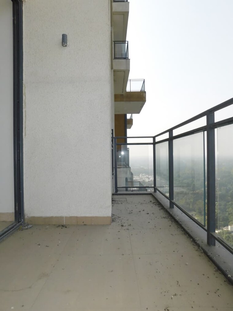 Room, risland-sky-mansion 3 Bedroom 3284 Sq.Ft. Apartment In Chattarpur Delhi 9703675