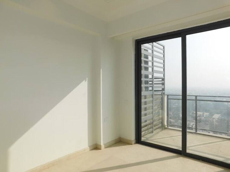 Room, risland-sky-mansion 3 Bedroom 3284 Sq.Ft. Apartment In Chattarpur Delhi 9703675