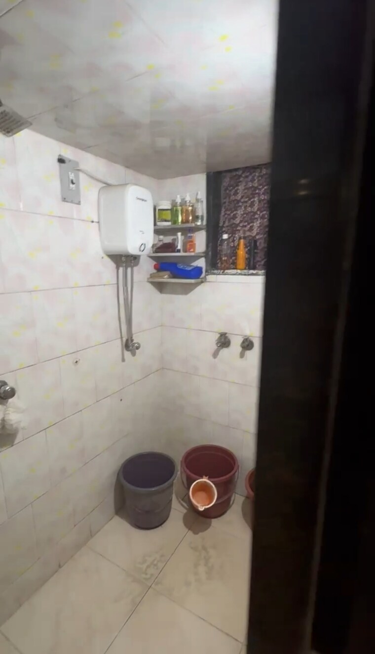 Bathroom, dombivli east 2 Bedroom 900 Sq.Ft. Apartment In Dombivli East Thane 9703674